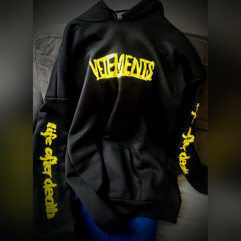 VETEMENTS LIFE AFTER HOODIE XL
